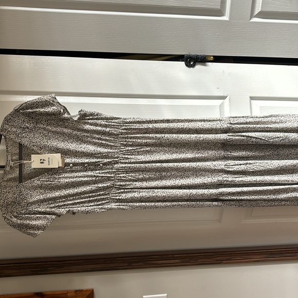 BNWT Maxi dress, size large black and white - Picture 5 of 5
